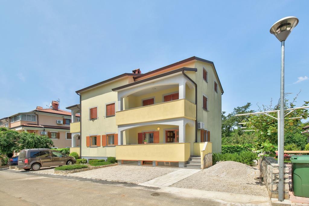 Apartments Vera Umag Exterior foto